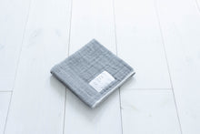 画像をギャラリービューアに読み込む, ナチュラルな特殊織ガーゼのハンドタオル +抗菌・防臭|グレー