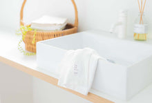 画像をギャラリービューアに読み込む, ガーゼとパイルのどっちも楽しめるスリムバスタオル|ホワイト