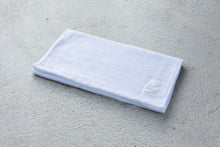 画像をギャラリービューアに読み込む, やわらかく、しなやかな無撚糸の4重ガーゼのスリムバスタオル|ホワイト