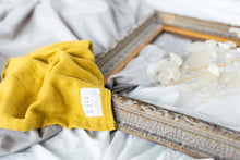 画像をギャラリービューアに読み込む, やわらかく、しなやかな無撚糸の4重ガーゼのフェイスタオル|マスタード