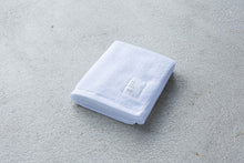 画像をギャラリービューアに読み込む, やわらかい無撚糸のプレミアムフェイスタオル|ホワイト