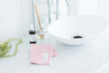 画像をギャラリービューアに読み込む, ナチュラルな特殊織ガーゼのハンドタオル +抗菌・防臭|ピンク