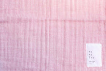 画像をギャラリービューアに読み込む, ナチュラルな特殊織ガーゼのハンドタオル +抗菌・防臭|ピンク