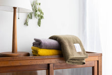 画像をギャラリービューアに読み込む, やわらかい無撚糸のプレミアム バスタオル|オリーブ