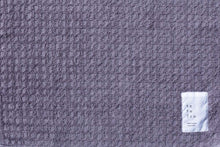 画像をギャラリービューアに読み込む, ワッフルみたいなパイルのやわらかい バスタオル|グレー