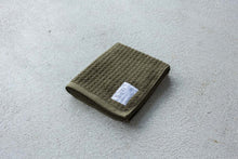 画像をギャラリービューアに読み込む, ワッフルみたいなパイルのやわらかいフェイスタオル|オリーブ