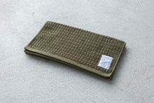 画像をギャラリービューアに読み込む, ワッフルみたいなパイルのやわらかいスリムバスタオル