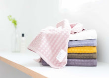 画像をギャラリービューアに読み込む, ワッフルみたいなパイルのやわらかい バスタオル|ピンク