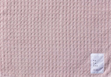 画像をギャラリービューアに読み込む, ワッフルみたいなパイルのやわらかいフェイスタオル|ピンク