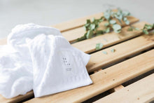 画像をギャラリービューアに読み込む, ワッフルみたいなパイルのやわらかいスリムバスタオル|ホワイト