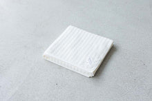 画像をギャラリービューアに読み込む, ワッフルみたいなパイルのやわらかい バスタオル|ホワイト