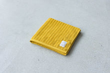 画像をギャラリービューアに読み込む, ワッフルみたいなパイルのやわらかい バスタオル|マスタード